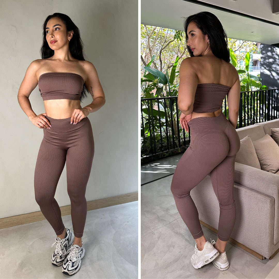 Conjunto americano leggins + top straple